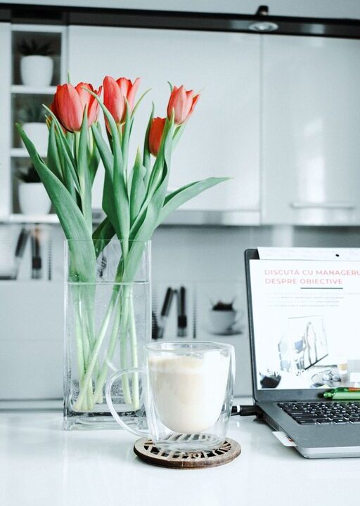 Tips for Creating a Relaxing Home Workspace to Boost Productivity